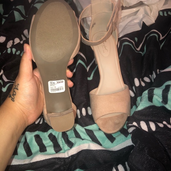 👠 heels ❤️ - Picture 3 of 4